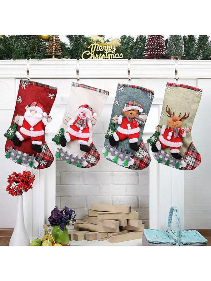 4-teiliges APWIKOGER Weihnachtsstrümpfe-Set aus Plüsch in Rot und Multicolour mit Weihnachtsmann, Schneemann, Bär und Elch zum Aufhängen am Kamin oder Weihnachtsbaum - Bild 6