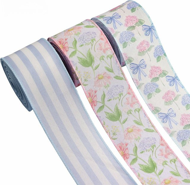 Floral bedrucktes Polyester-Bastelband mit Drahtkanten in Blau und Multicolour, Breite: 6,3 cm, 5 Yards - Bild 1