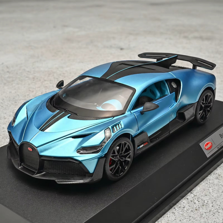 Maisto Bugatti Divo Supercar, Modell aus Legierung, 1:18, Blau - Bild 1