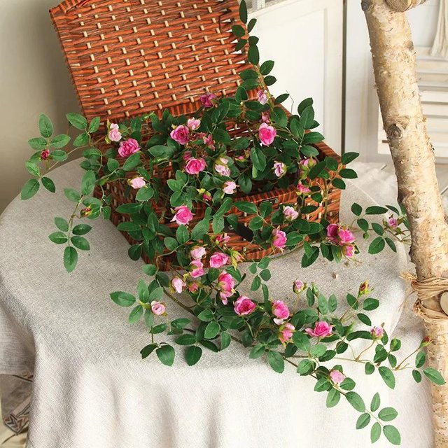 Künstliche Rosenranke von Yiran Furniture in Pink, 1,8 m Länge zur Dekoration von Wand und Zaun - Bild 1