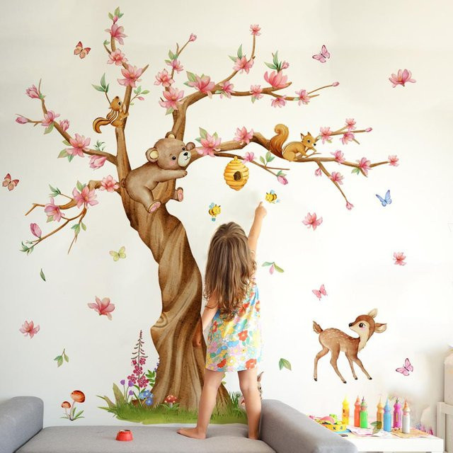 Selbstklebende Wandaufkleber von Binchi Outdoor Product mit Cartoon-Motiven aus Blumen, Schmetterlingen, Bäumen und Tieren in Beige und Multicolour für das Kinderzimmer oder Schlafzimmer - Bild 1