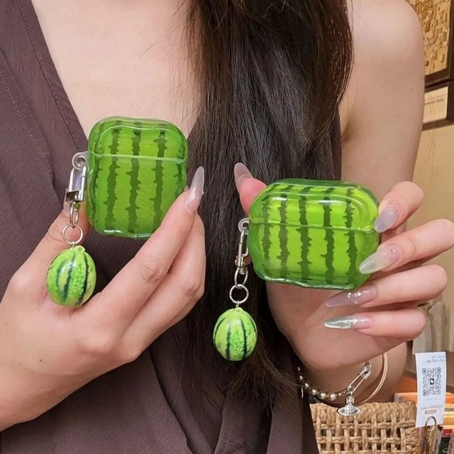 Wassermelonen Kopfhörerhülle mit gewelltem Rand und Anhänger für Apple AirPods 1, 2, 3, 4 und Pro/Pro 2/Pro 3 in Rot und Grün - Bild 1