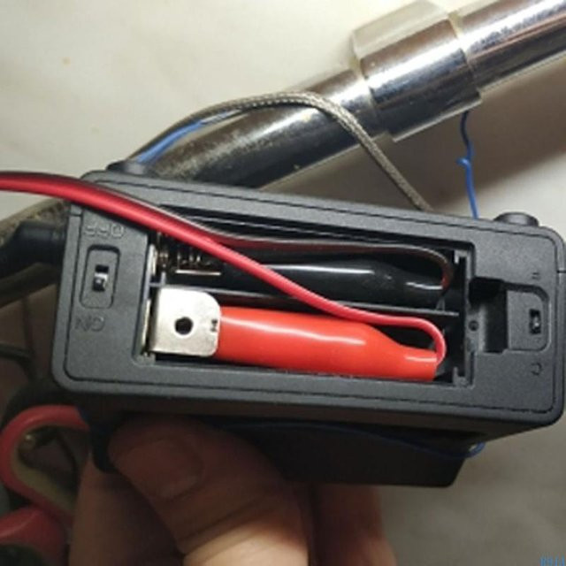 R91A AA Battery Eliminator Netzteilkabel 4,5 V in Schwarz zum Ersetzen von 3 AA/AAA/C Batterien - Bild 1