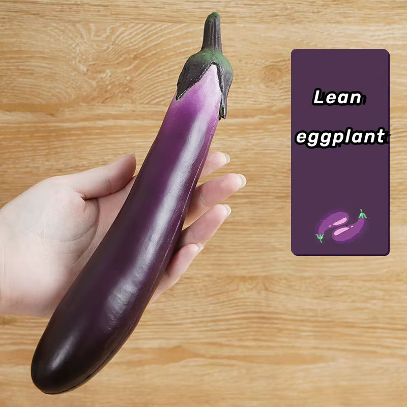 Künstliche Aubergine aus Schaum als Dekoration für deine Küche in Lila - Bild 3