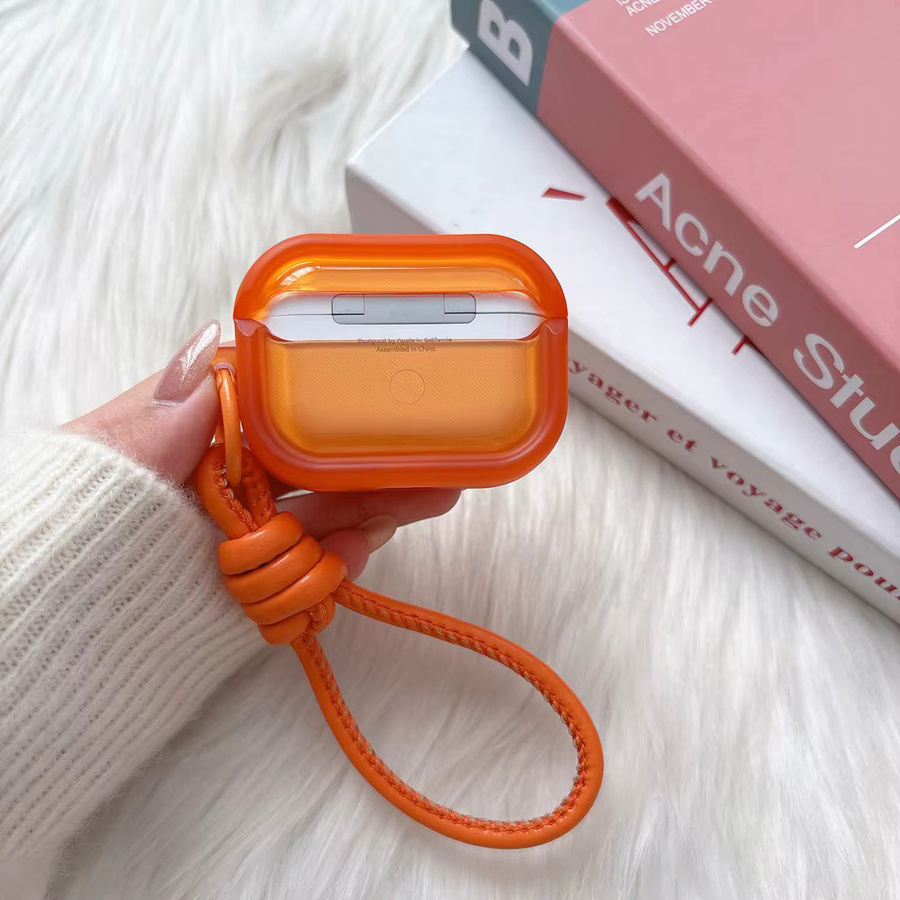 Transparente Schutzhülle für Apple AirPods in Orange mit Handschlaufe - Bild 2