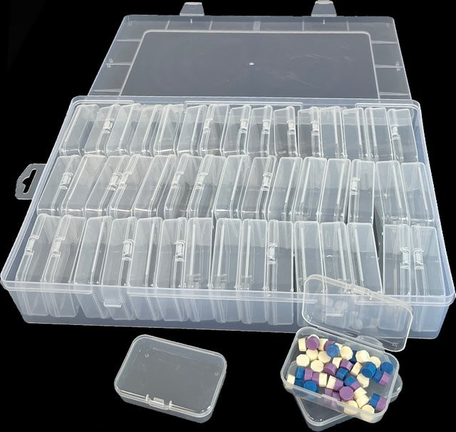 Transparente Aufbewahrungsbox aus Kunststoff mit 45 Fächern als Organizer für Schmuck, Perlen und Nagelkunst, B/T/H: 34,0 x 6,0 x 1,0 cm - Bild 1