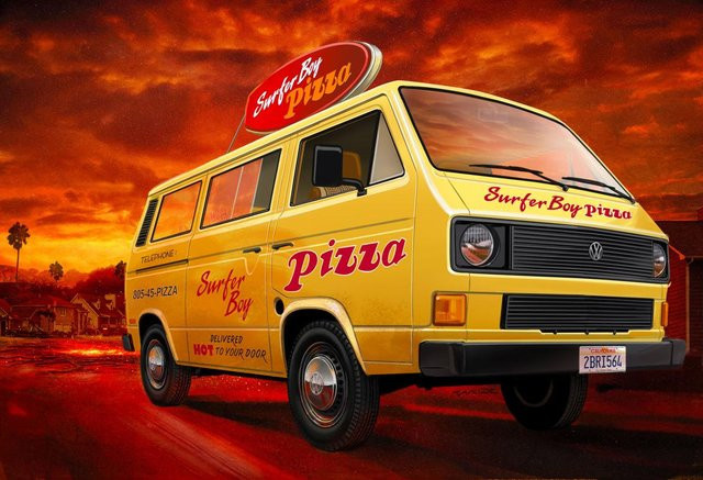 Revell Stranger Things Argyle’s VWT3 Surfer Boy Pizza, Automodell Bausatz, 1:25, ab 14 Jahren - Bild 2
