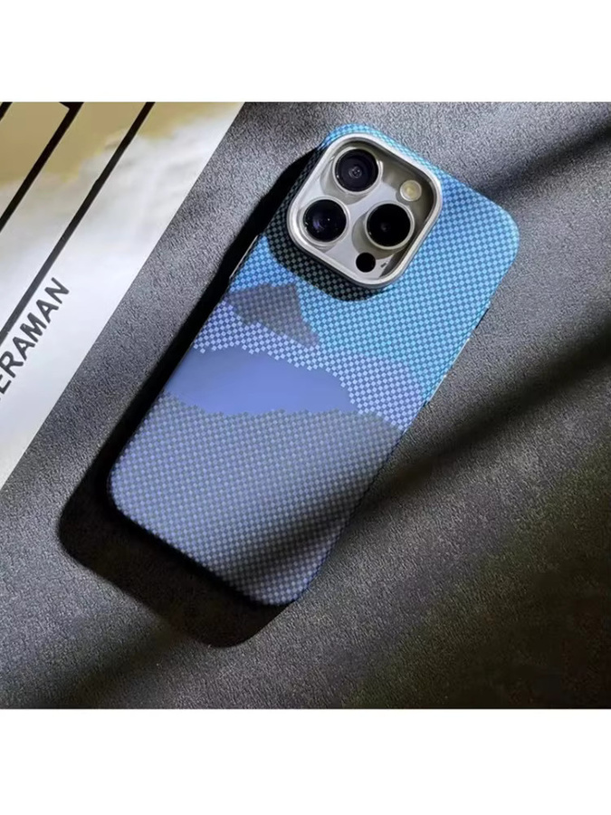 Magnetische Handyhülle mit Kevlar-Carbonfasermuster für iPhone 12 bis iPhone 17 Pro Max Plus mit MagSafe Kompatibilität von newteneight - Bild 2