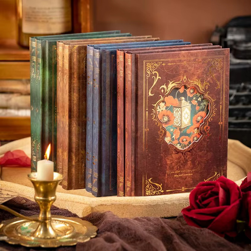 Distant Song Serie Beschreibbares Heißprägebuch in Grün mit Hardcover und Blanko-Papier für die Schule - Bild 1