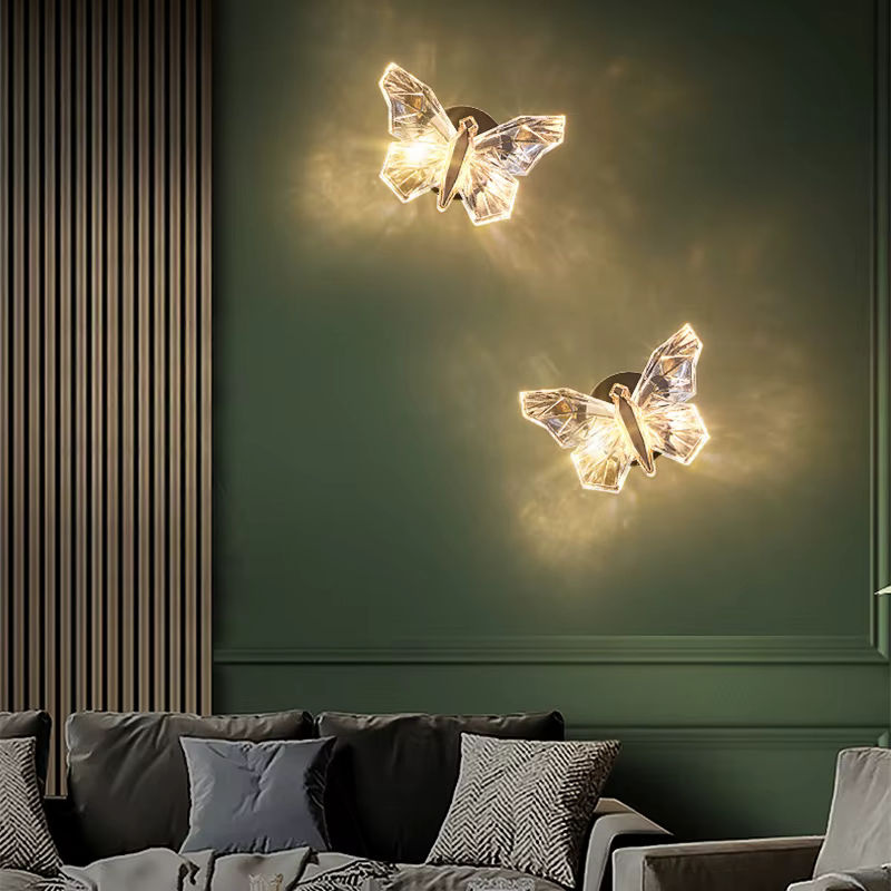 Lyfs Nordic LED Schmetterling Wandlampe in Gold/Messing mit warmweißem Licht für Wohnzimmer, Schlafzimmer und Hotel - Bild 4