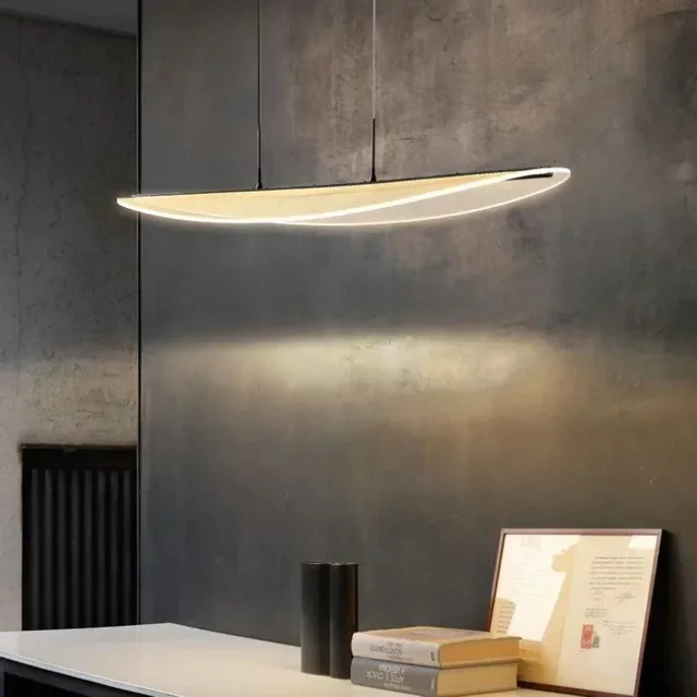 Moderne geschwungene LED-Pendelleuchte von YongYing Lumin in Weiß für Esszimmer, Küche oder Büro - Bild 1