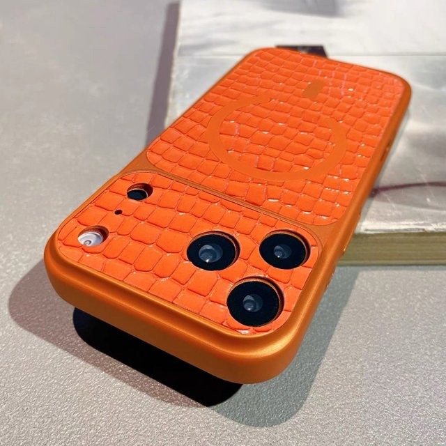 Magnetische Krokodilleder Hülle für Apple iPhone 17 16 15 14 13 Pro Max in Orange mit MagSafe Kompatibilität und Stoßfestem Retro Design - Bild 1