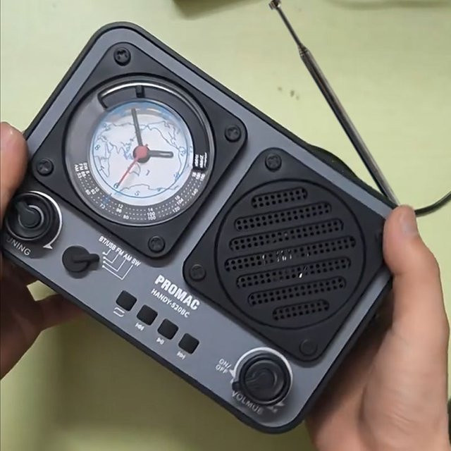 JINSERTA Tragbares Vintage Retro-Radio mit Bluetooth, FM/AM/SW und USB-Unterstützung - Bild 1