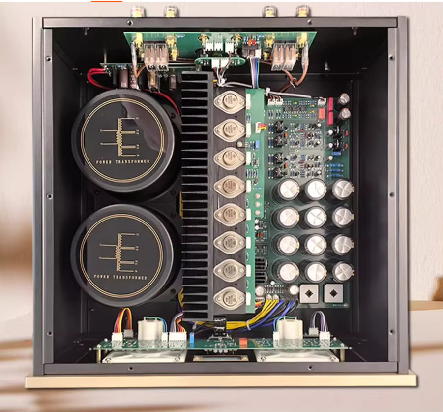 Accuphase P-5000 Stereo-Röhrenverstärker in Silber mit symmetrischem und RCA-Eingang - Bild 2