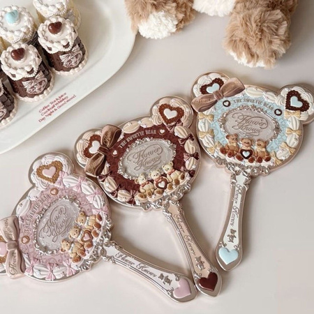 BLUME KNOWS Sweetie Bear Collection Make-up-Handspiegel aus Kunststoff in Mehrfarbig