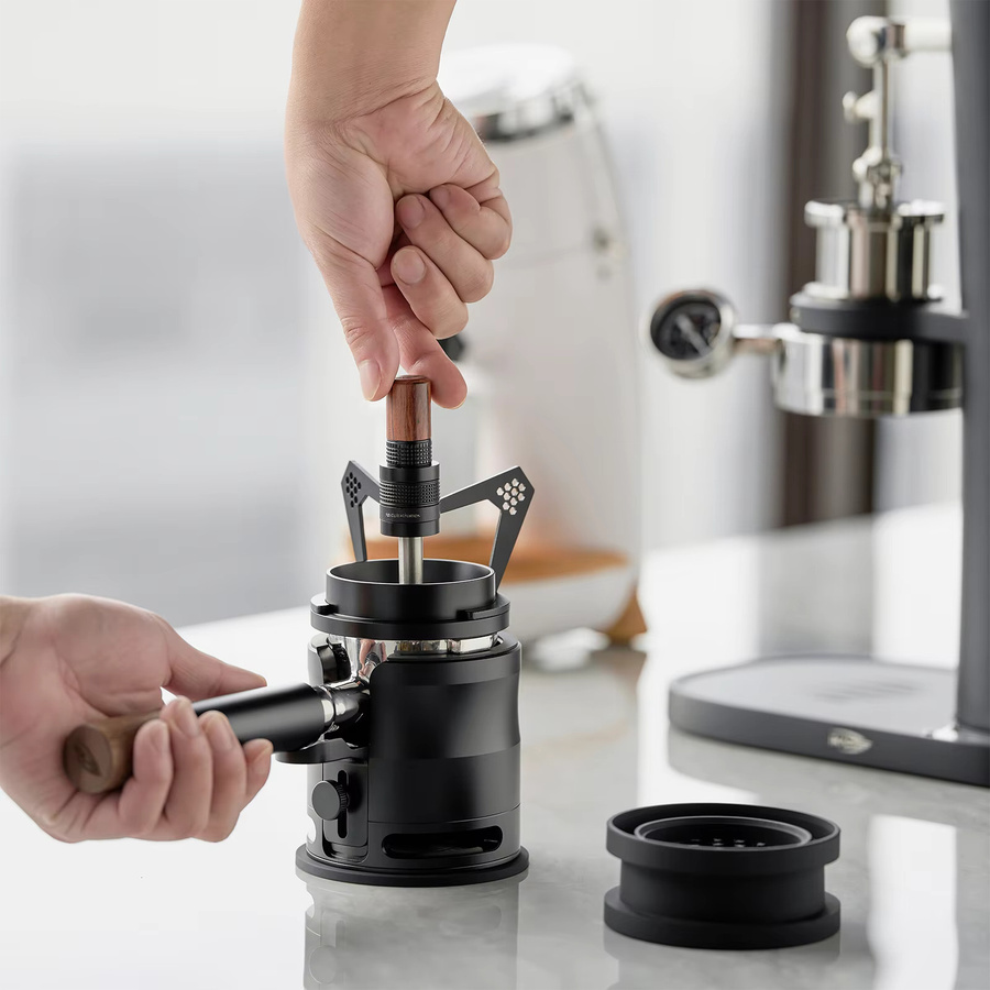 IKAPE Espresso-Werkzeugset in Schwarz mit rotierenden WDT-Werkzeugen, V3 Holz-Tamper und Verteiler, dreiteiliges Set - Bild 3