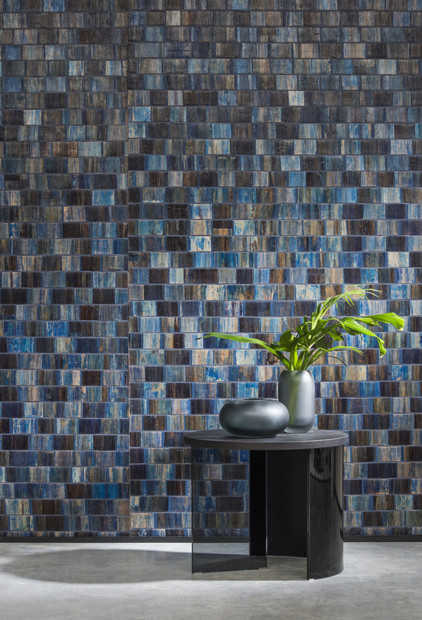 Omexco Tapete BOA1 Borneo BOA105 in Blau mit abstraktem Naturdesign und geometrischem Muster aus Vlies - Bild 1