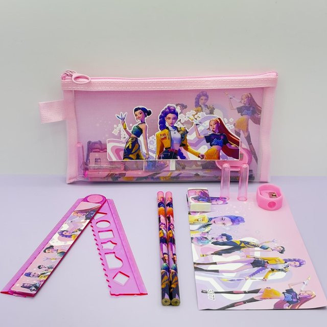 Schreibwaren-Set Kpop Dämonenjäger in Pink mit Federmäppchen, Bleistiften, Lineal, Anspitzer und Radiergummi für Schüler - Bild 1