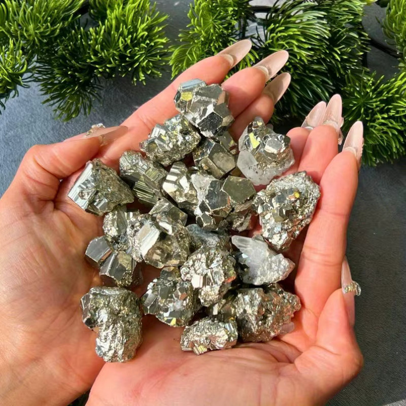 CrystalHola Natürlicher Pyrit Rohstein AAAA+ Goldfarben 20-200g - Bild 3