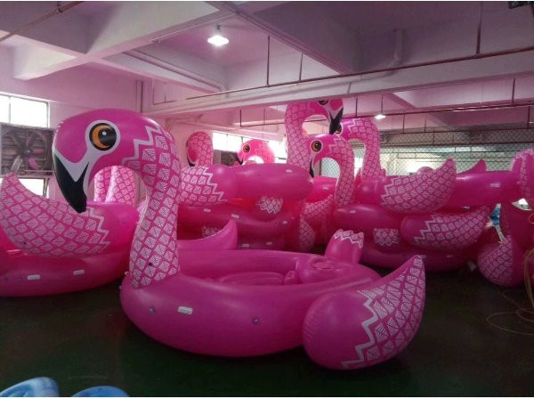 Party Bird Aufblasbare Flamingo-Schwimminsel für 6 Personen in Pink - Bild 1