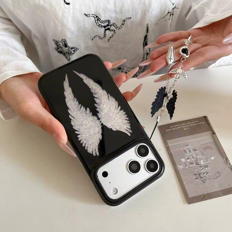 Potdemiel Handyhülle mit Laser-Cartoon-Engelsflügeln und Anhänger für iPhone 15, 16 und 17 Pro Max, Schwarz - Bild 5