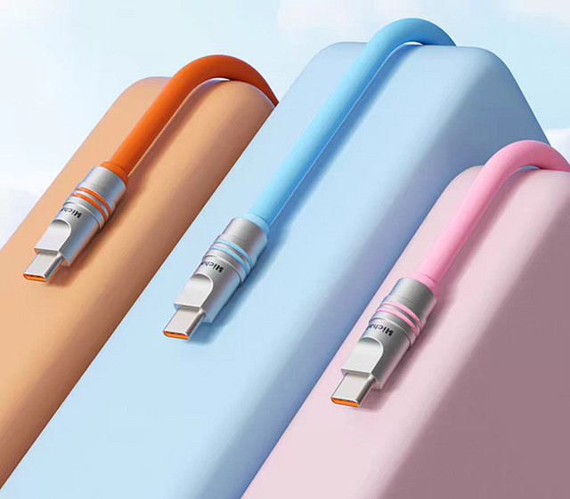 Hichain 2er-Pack USB C auf USB C Schnellladekabel PD240W aus weichem Flüssigsilikon und Zinklegierung in Orange - Bild 1