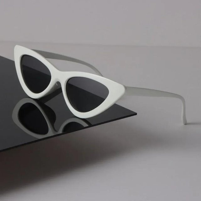 Sonnenbrille Cat-Eye, Unisex, Vollrand, Kunststoff, Grau, Weiß - Bild 1