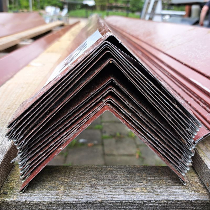Winkelblech Friedrich von Lien AG rotbraun RAL 8012 pulverbeschichtet Länge: 3,00 m - Bild 1