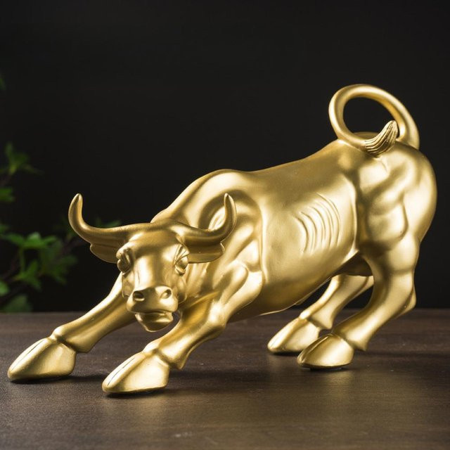 Yiran Furniture Wall Street Bullenmarkt Harz-Ornament in Gold für Schreibtisch und Büro - Bild 1