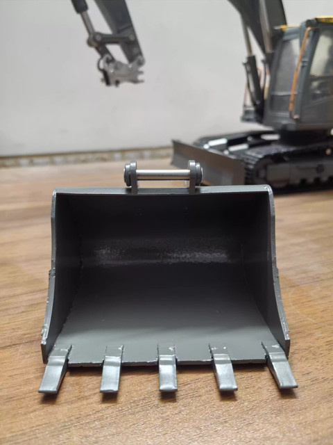 Double Eagle E010/E111 Schrauben-Hydraulikbagger, mit Metallschaufel und Felsschaufel - Bild 1