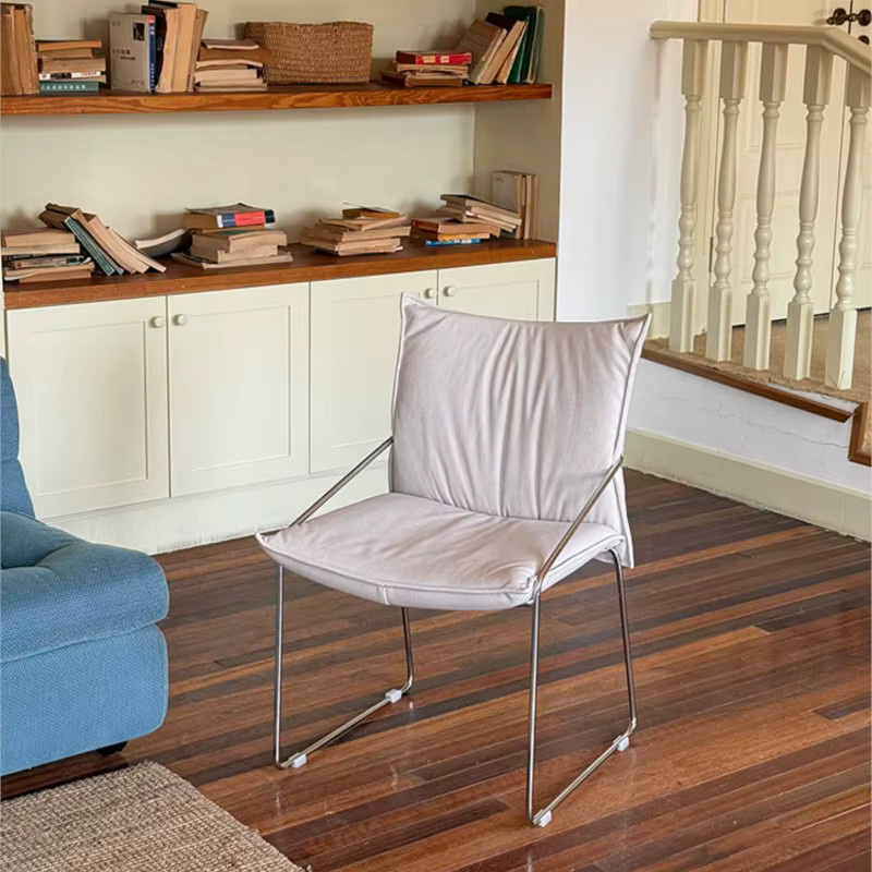 UOSU Esszimmerstuhl mit Armlehnen in Weiß, modern gepolsterter Designerstuhl mit Metallgestallt für Esszimmer und Home Office - Bild 2
