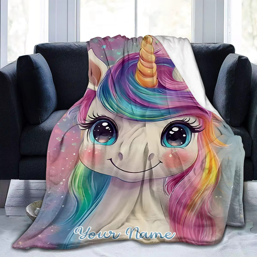 Personalisierte Namensdecke von ZIZ mit magischem Regenbogen-Einhorn-Design in Multicolour - Bild 3