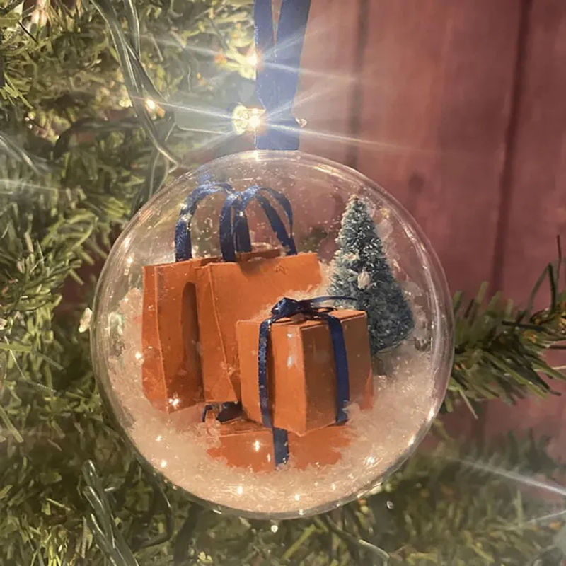 OutsideWorld Mini Express Box Weihnachtsornament aus Kunststoff in Mehrfarbig und Braun als hängende Dekoration für Weihnachten und Hochzeit - Bild 3