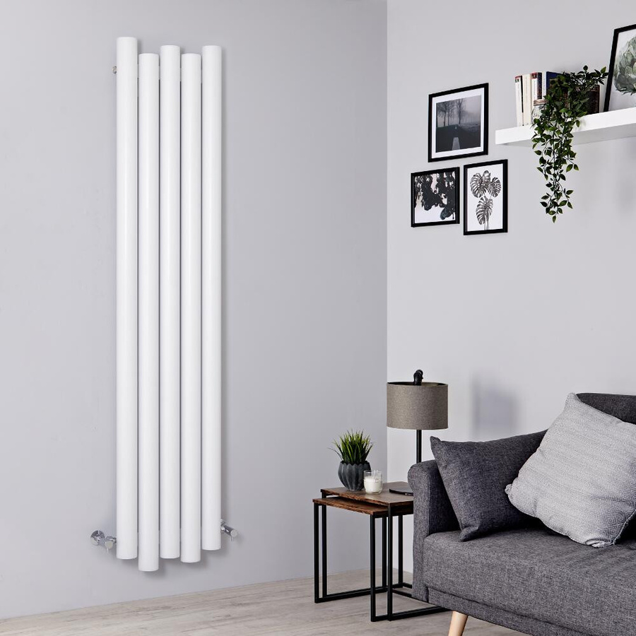 Laeto Hudson Reed Vertikaler Heizkörper aus Aluminium mit versetztem Design in Weiß, Höhe: 180 cm, Breite: 39 cm, Leistung: 940 W - Bild 1