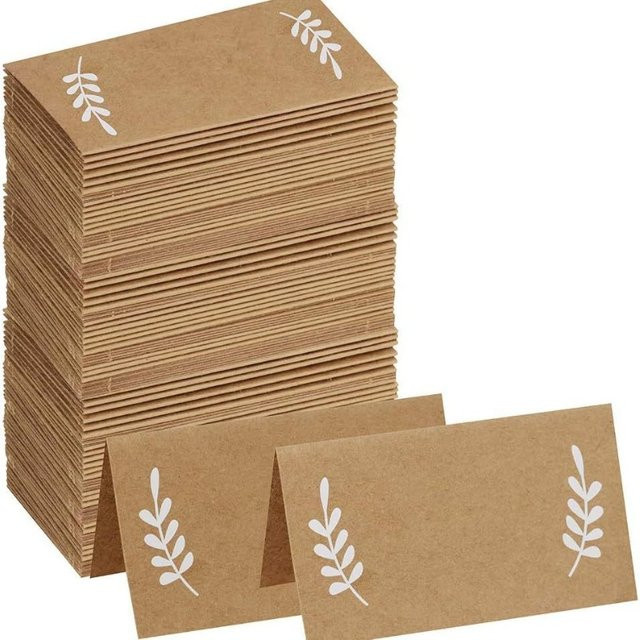 Khaki Namenstischkarten aus Papier für Hochzeit und Geburtstag in Beige - Bild 1