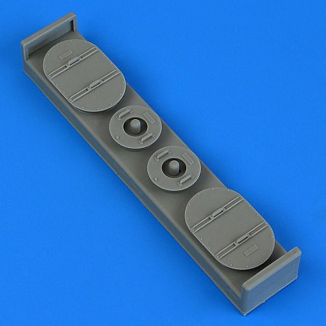 Quickboost CH-54 Tarhe - FOD covers, ICM - Bild 1