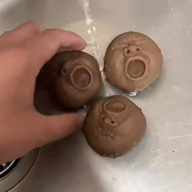 Binchi Tee-Haustier Wassersprühgerät, Stressabbau Spielzeug - Bild 1