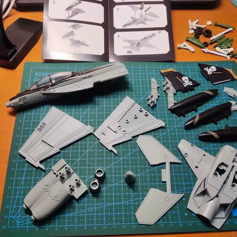 ZOCO F18 Kämpfer Flugzeug Modell, 1:72, Kunststoff, ab 3 Jahre - Bild 4