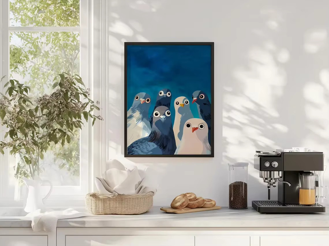 Nosy Pigeon Kunstdruck von SHENCHEN – Lustige Tauben-Wandkunst als moderner Paper Poster in Blau - Bild 4