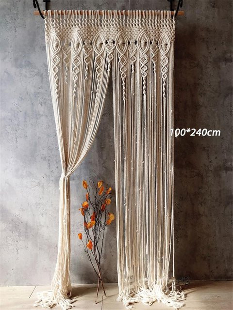 Handgewebter Bohemia Makramee Wandbehang aus Baumwolle in Beige für Fenster, Türen oder als Hochzeits-Hintergrund von Elegant Apparel - Bild 1