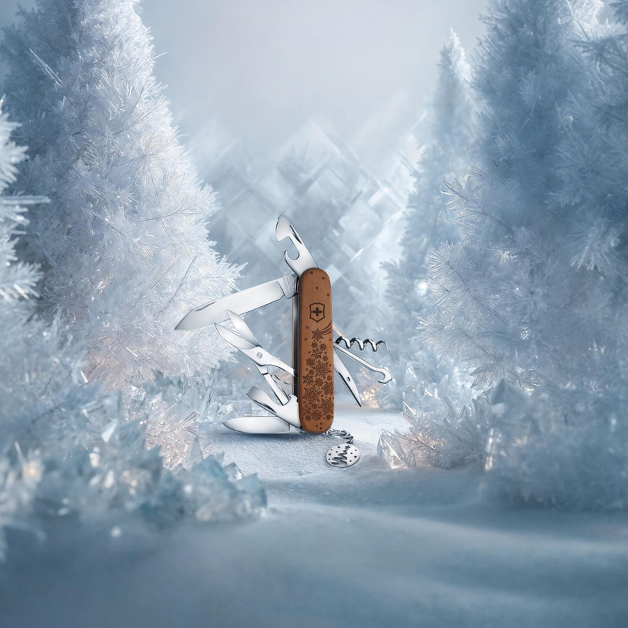 Victorinox Climberwood Winter Magic Limited Edition 2025 Schweizer Taschenmesser Silber mit 12 Funktionen - Bild 3