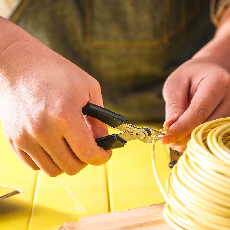 Deli Universal Seitenschneider aus Edelstahl 5 Zoll für DIY und Elektronik-Reparaturen - Bild 2