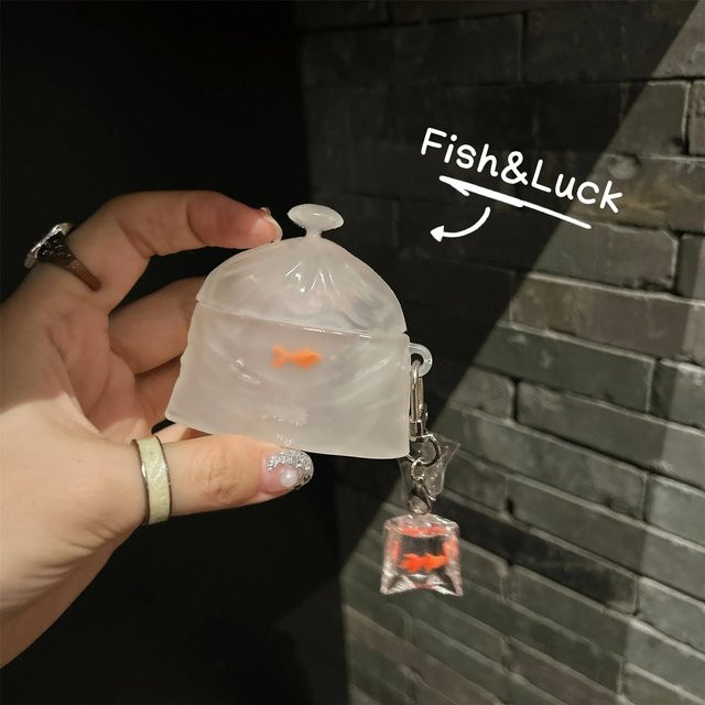 3D Goldfisch Cartoon Kopfhörerhülle aus Silikon für Apple AirPods 1 2 3 Pro und AirPods Pro 2 mit Haken, Multicolor - Bild 1