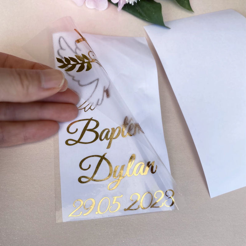 Personalisierte Vinyl Aufkleber mit Gold Kreuz und Taube für Taufe, Hochzeit oder Namensgebung - Bild 4