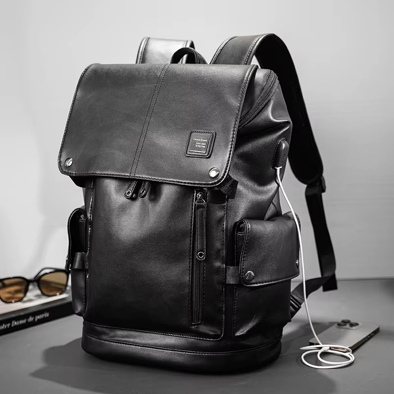 FANNYYEE Lederrucksack für Herren in Schwarz mit USB-C Anschluss und Fach für 14-Zoll-Laptop - Bild 2