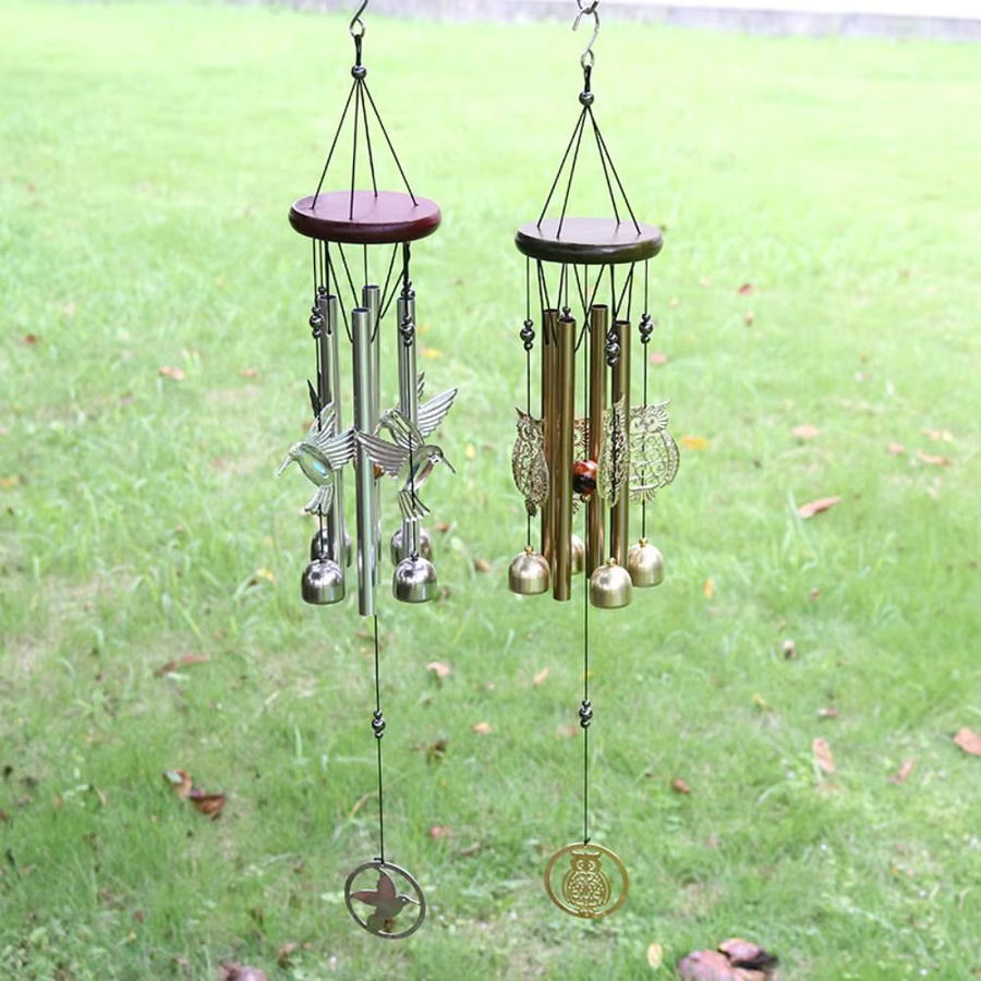 Großes Windspiel aus Kupfer und Metall in Gold für Garten und Außenbereich als dekoratives Hängeornament - Bild 1