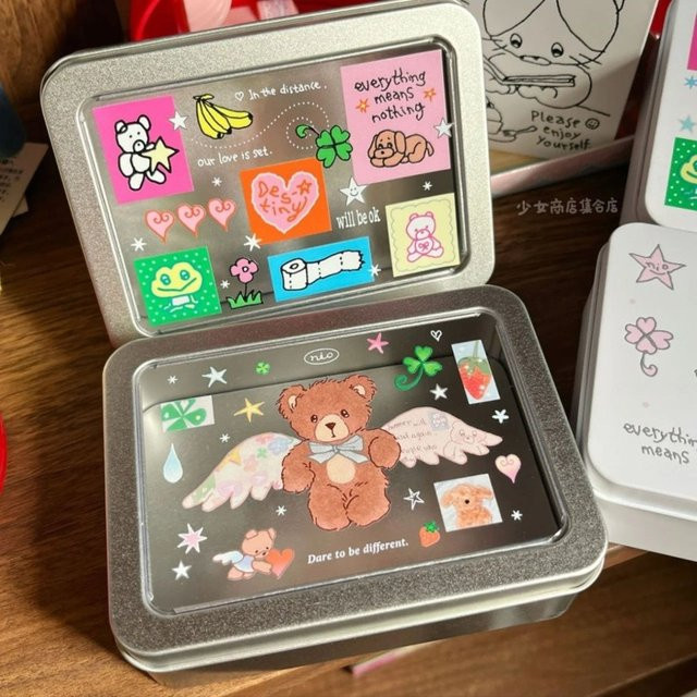 Metall-Aufbewahrungsbox mit Fenster und Kleeblatt-Engel-Bär-Muster in Silber für Karten, Stempel und Journal-Zubehör als Schreibtisch-Organizer - Bild 1