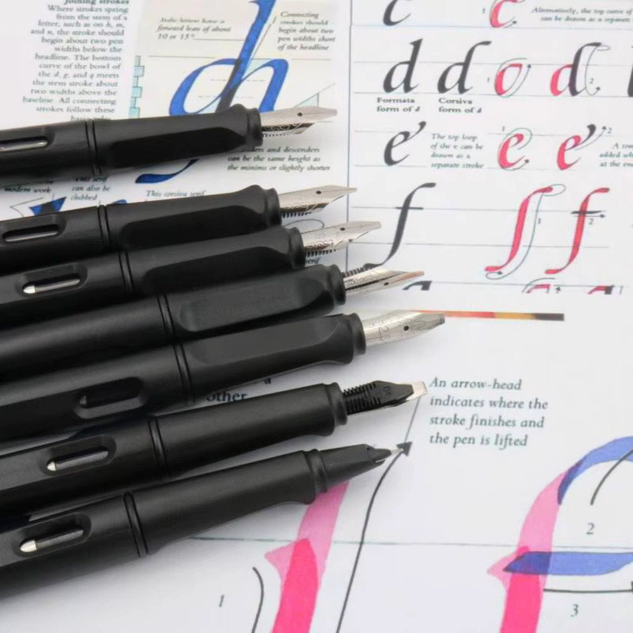 Mattschwarzer Füllfederhalter aus Kunststoff für Kalligraphie und Unterschriften - Bild 5