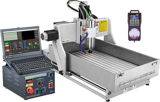 LY CNC-Fräser-Graveur 6040 mit 1,5 kW, 3 Achsen, Drehachse, 4. Achse und Handrad sowie Wassertank für industrielle Anwendungen - Bild 1