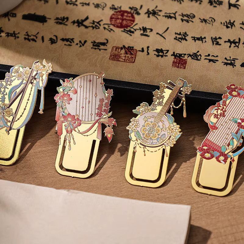 Retro chinesisches Lesezeichen aus Metall in Gold mit klassischem Design - Bild 3